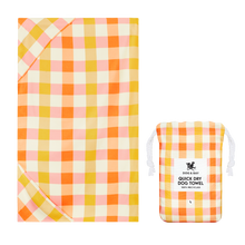 Dog & Bay Towel - Rhubark & Custard
