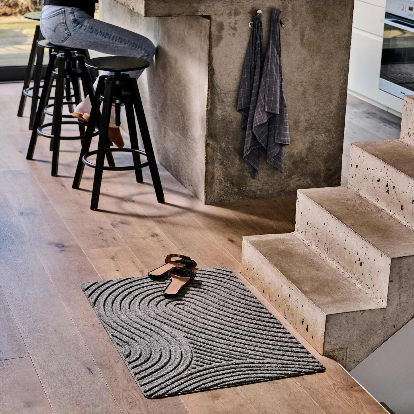 WaterHog Fingerprint Indoor/Outdoor Doormat